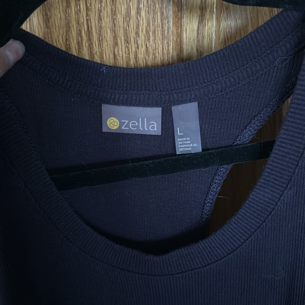 Zella tank - Picture 3 of 3